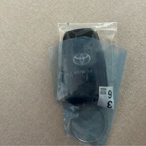 2022 Toyota Rav 4 Key Fob Brand New Never Used